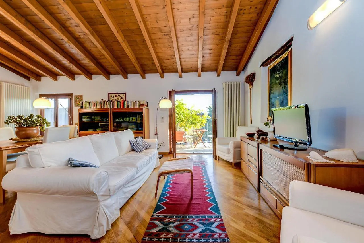 Apartmán Attic In The Center Of Salò